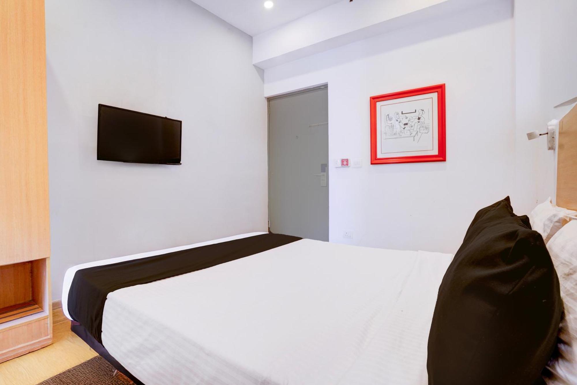 Townhouse Khar The Habitat Hotel Mumbai Exterior photo