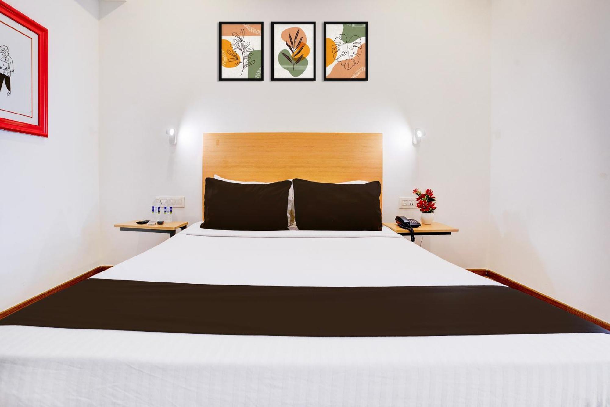 Townhouse Khar The Habitat Hotel Mumbai Exterior photo